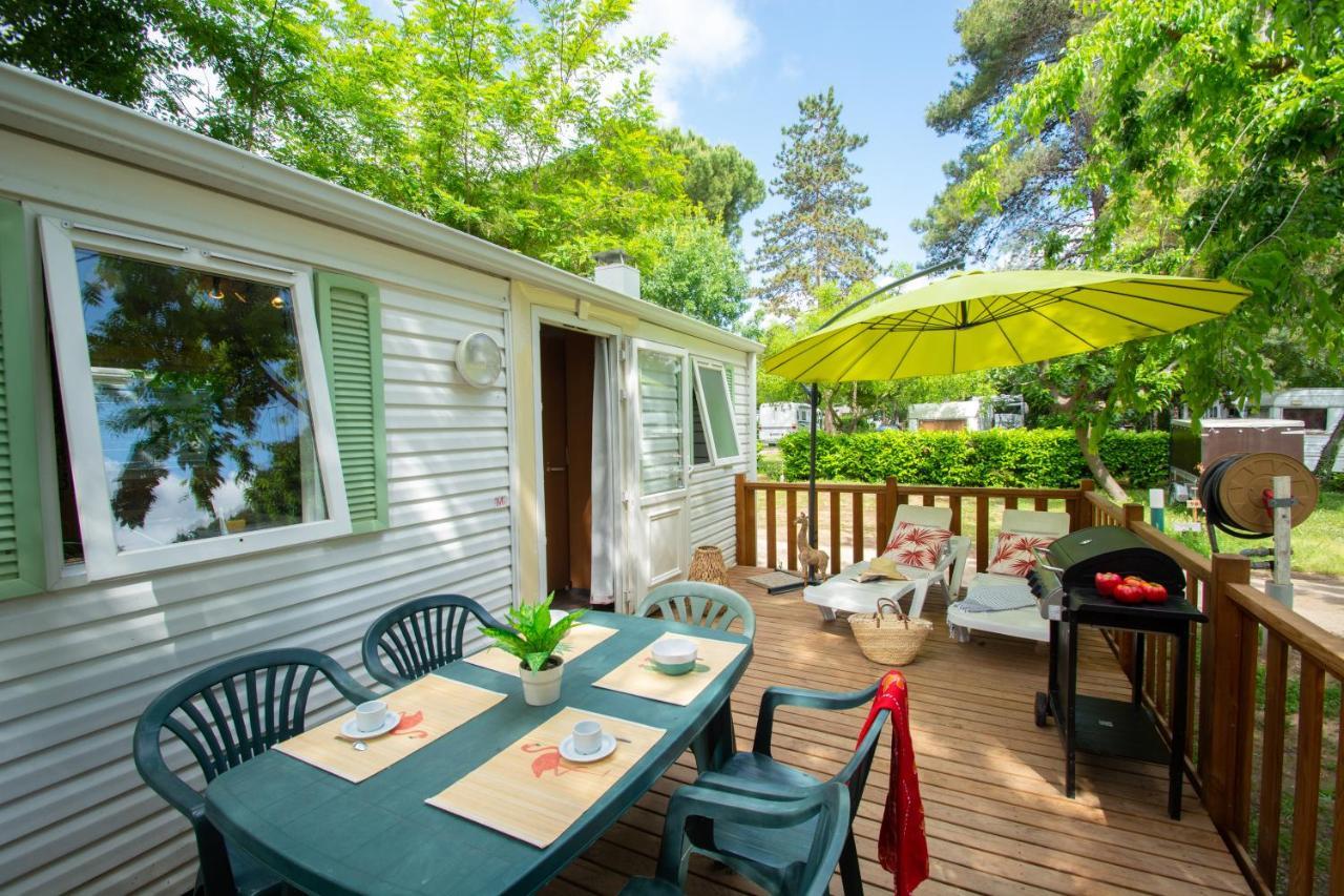Camping Les Mimosas Hotel Pégomas Buitenkant foto