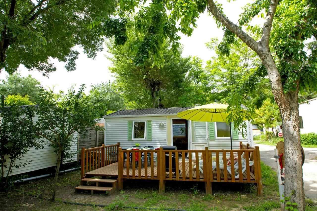 Camping Les Mimosas Hotel Pégomas Buitenkant foto