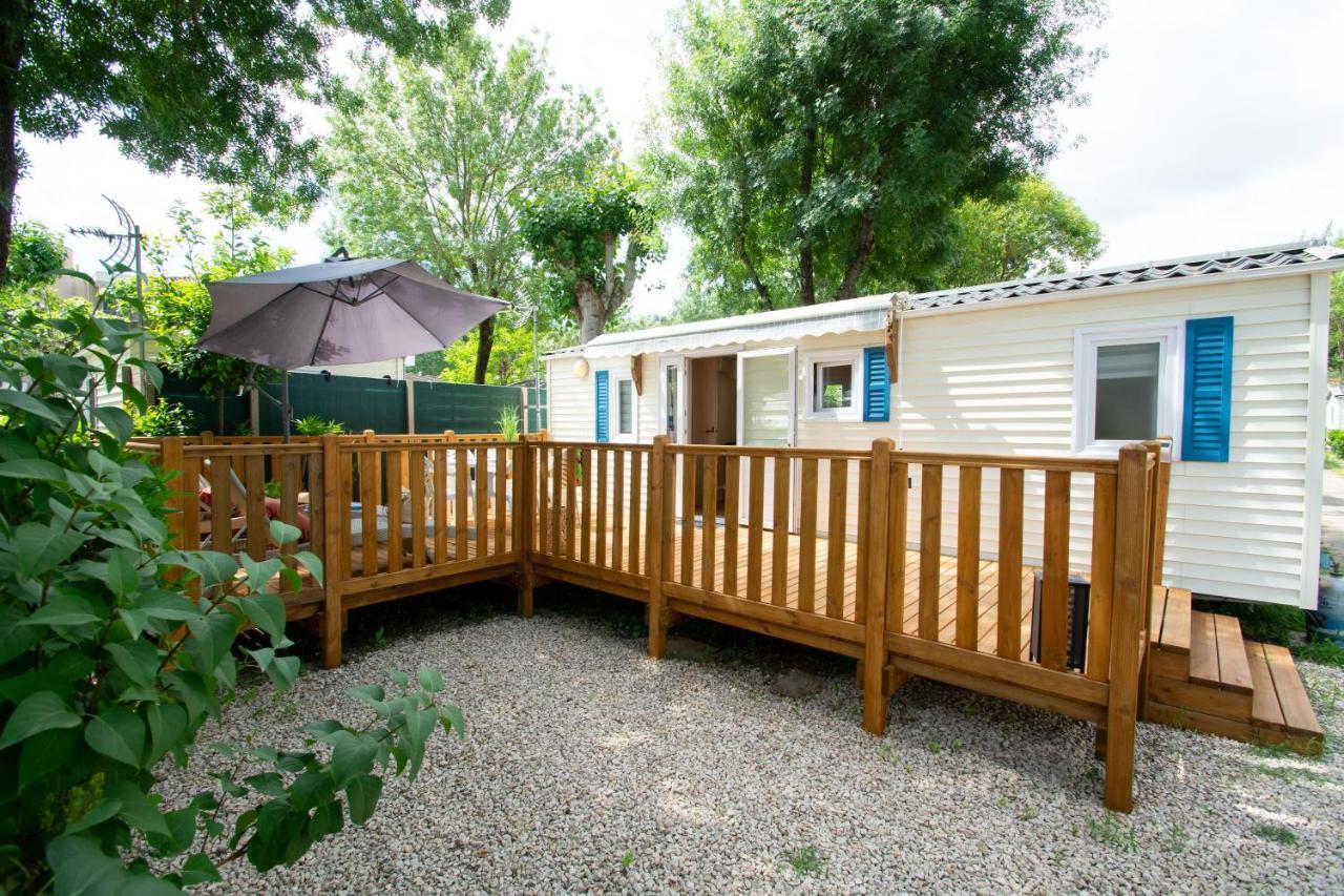 Camping Les Mimosas Hotel Pégomas Buitenkant foto